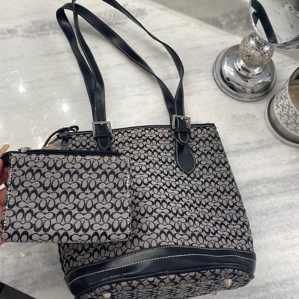 Black Coach Bucket purse x coin purse